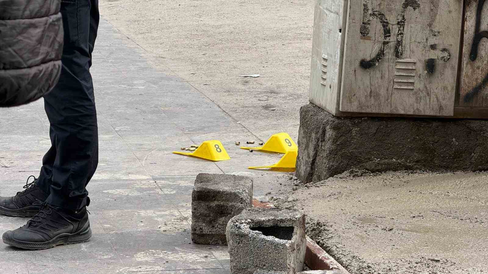 diyarbakirda muteahhit ile emlakci arasinda tadilat kavgasi 4 yarali 3 WzgD3feC