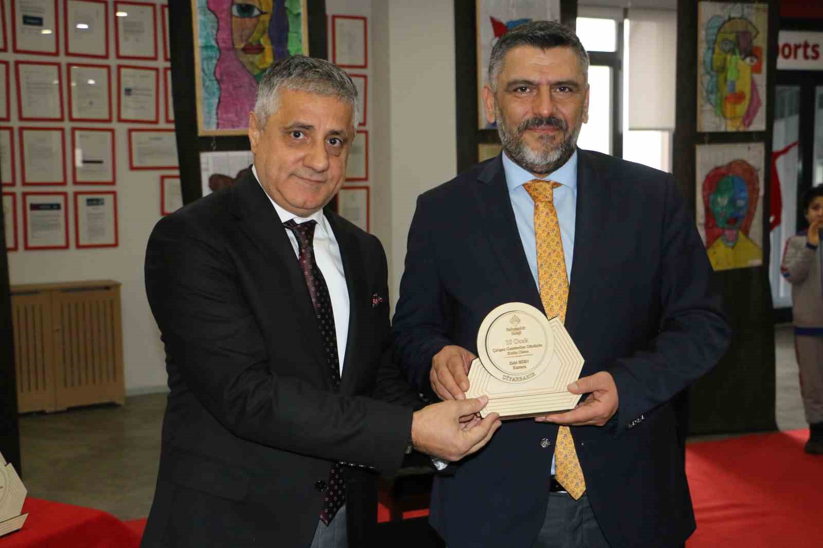 diyarbakirda ogrencilerden anlamli sergi 8 DhNLGO8O