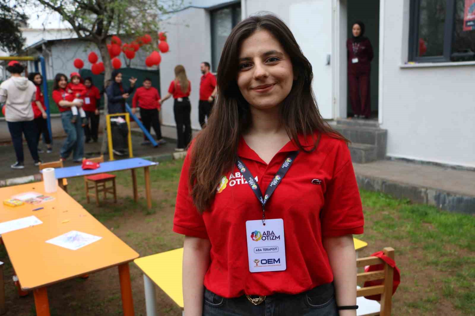 diyarbakirda otizm farkindaligi icin renkli etkinlik 7
