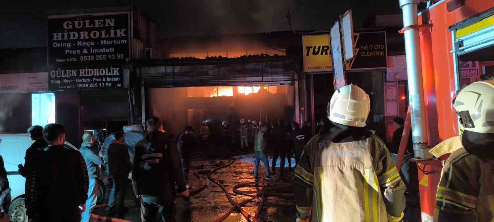 Diyarbakır’da oto tamir dükkanında yangın 8 diyarbakirda oto tamir dukkaninda yangin 4 fuK6WT6m
