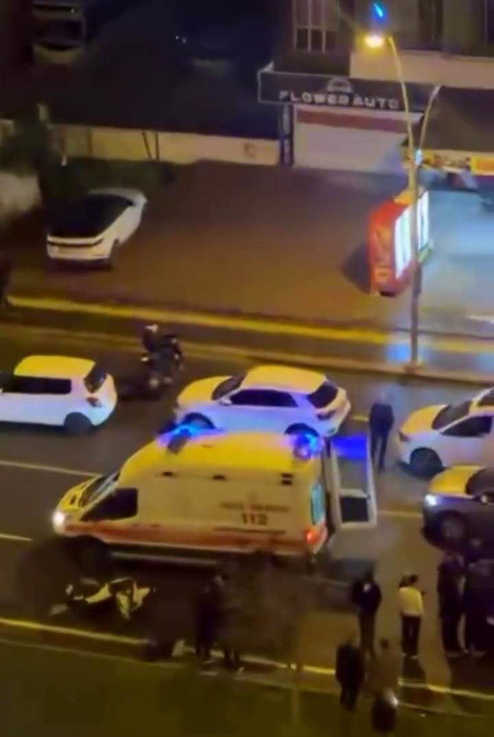 diyarbakirda otomobil motosiklete carpti 1 yarali 1 cqyW6FQn