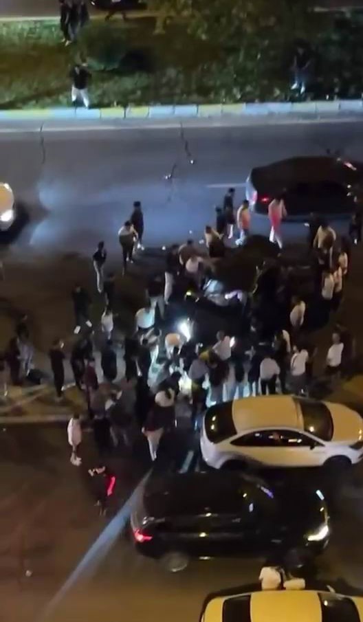 Diyarbakır’da otomobiller çarpıştı: 2 yaralı 4 diyarbakirda otomobiller carpisti 2 yarali 0 pDvvnkHd
