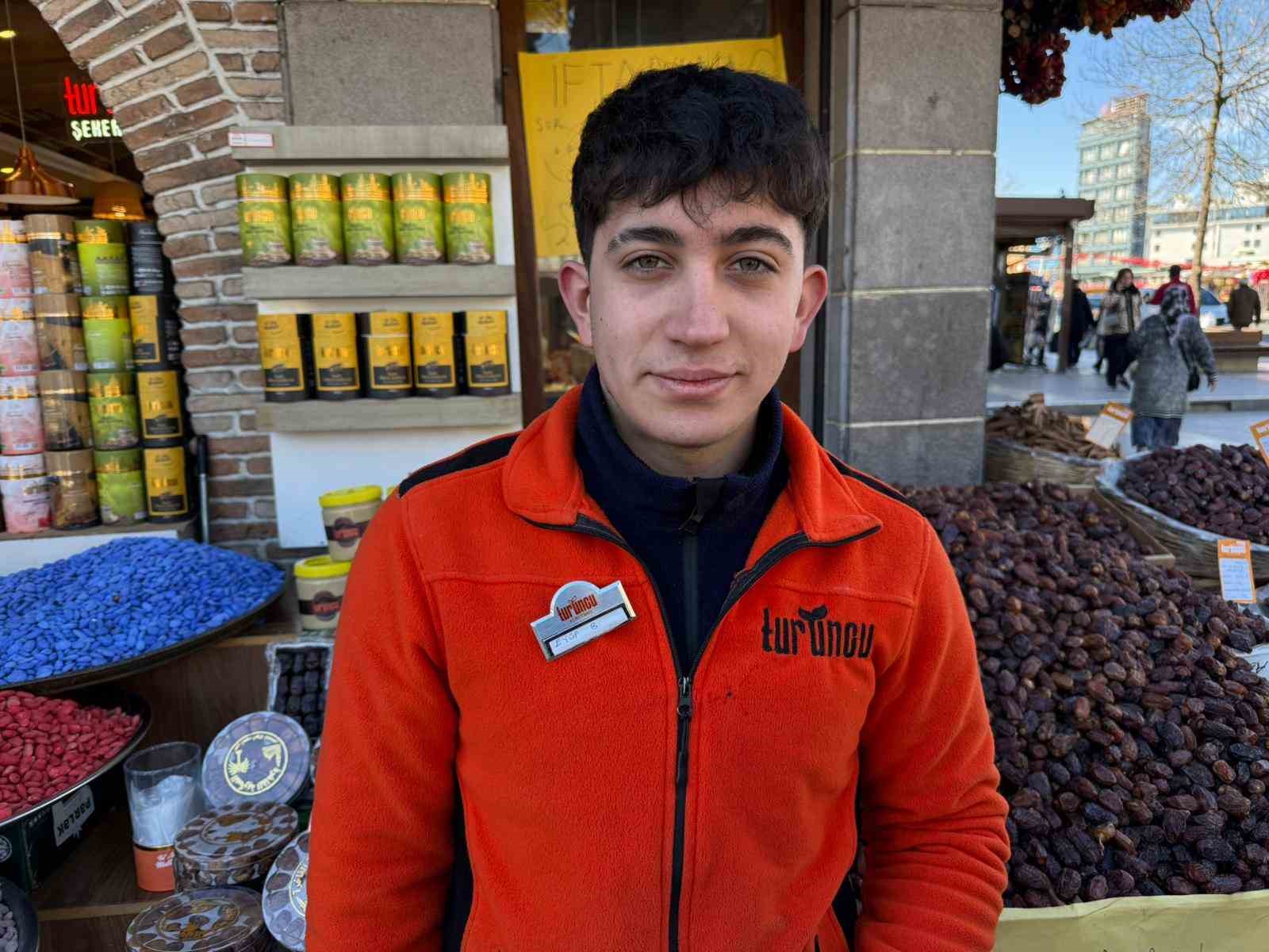 diyarbakirda ramazan ayinda hurma tezgahlarina yogun ilgi 5 pV5evMdT