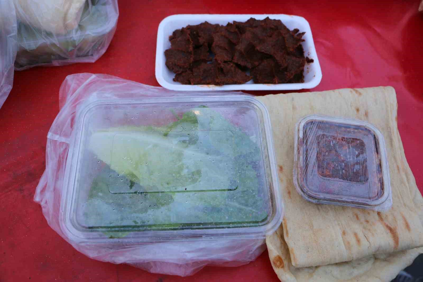 diyarbakirda ramazan klasigi cigkofteye yogun ilgi 4 rFs8c7iF
