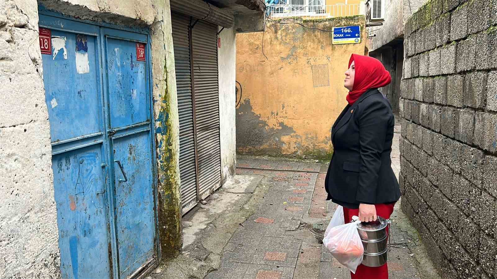 diyarbakirda sicak yemek destegi ihtiyac sahiplerine umut oluyor 4 6PIcJJBV