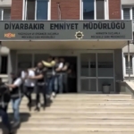 diyarbakirda-silahli-suc-orgutu-sebekesi-cokertildi-40-gozalti-HdNWTt5c.jpg