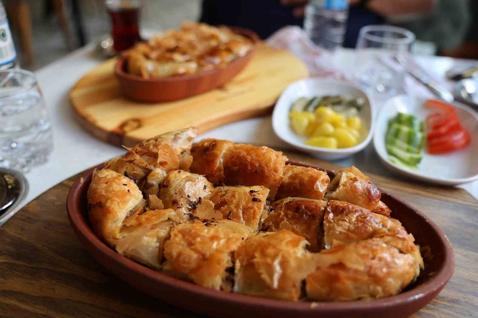 Diyarbakır’da tandırda çömlek böreği 9 diyarbakirda tandirda comlek boregi 5 UH1b1qvn