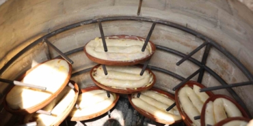 diyarbakirda-tandirda-comlek-boregi-c4AGdxcR.jpg