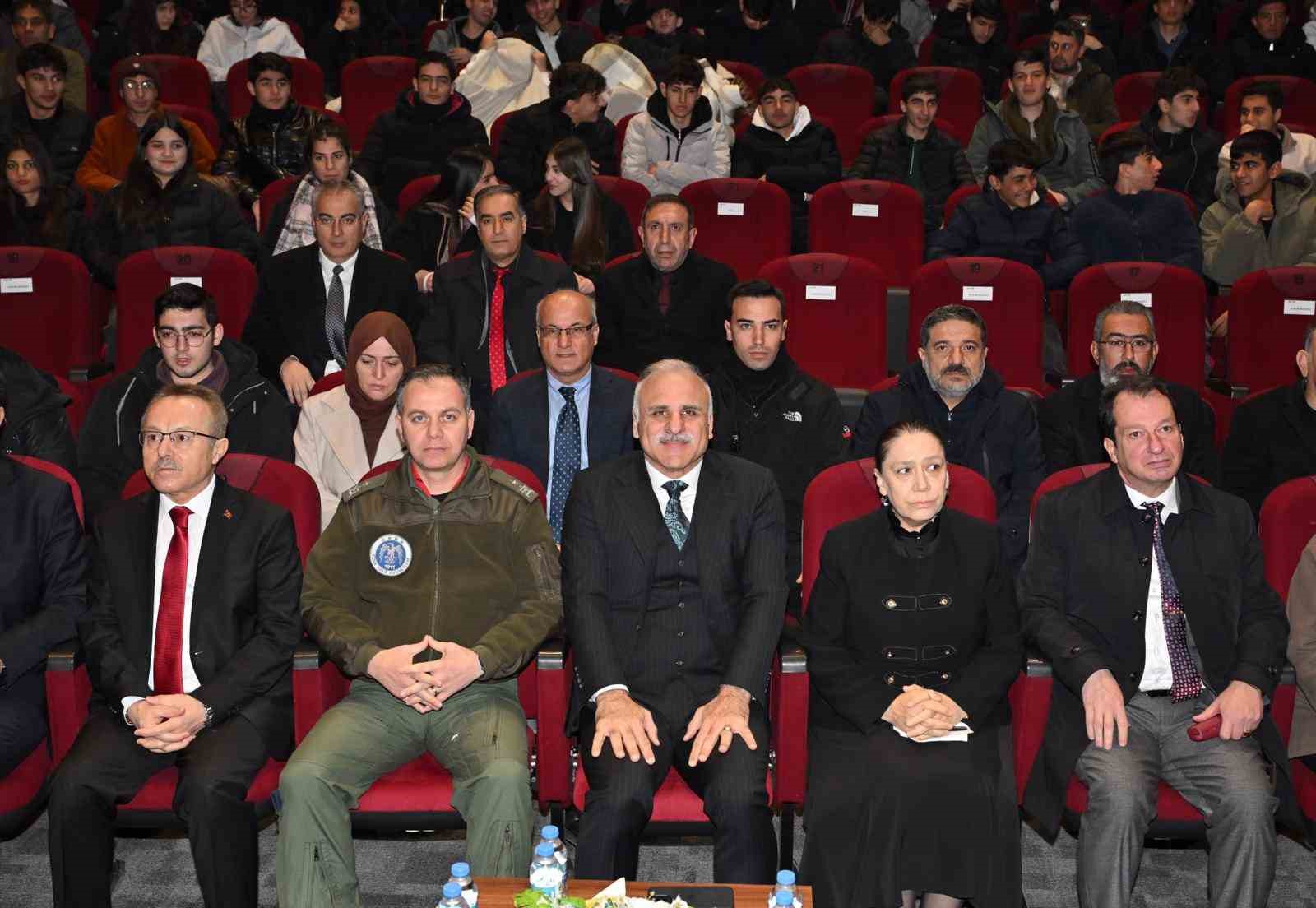 diyarbakirda teror saldirisinda hayatini kaybedenler anildi 2
