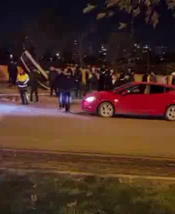 diyarbakirda trafik kazasi 2 yarali 1 alpzcZBb