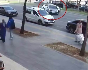diyarbakirda-trafik-kazasi-guvenlik-kameralarina-yansidi-cpMtqGSF.jpg