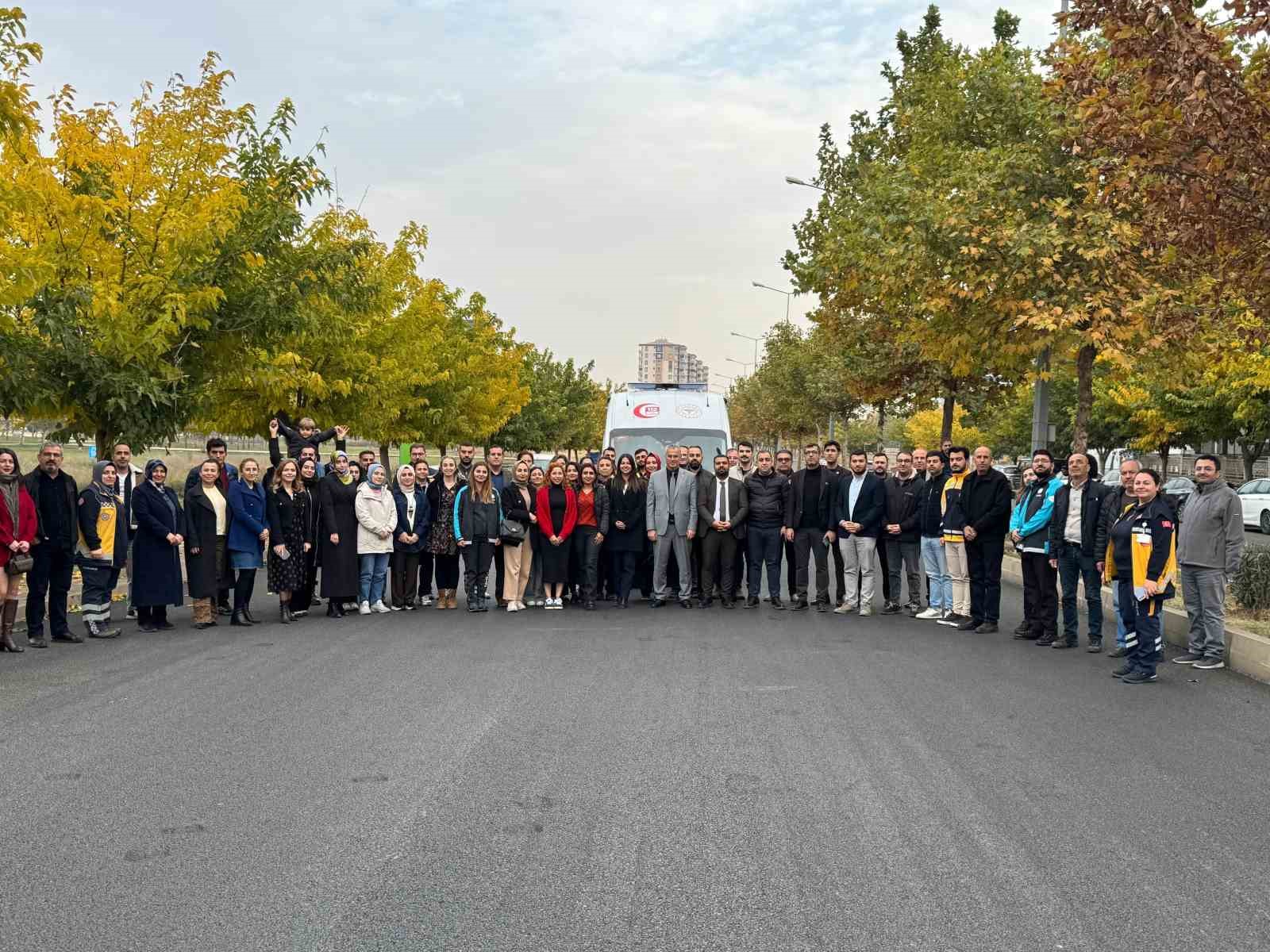diyarbakirda trafikte fermuar sistemi uygulamali anlatildi 1