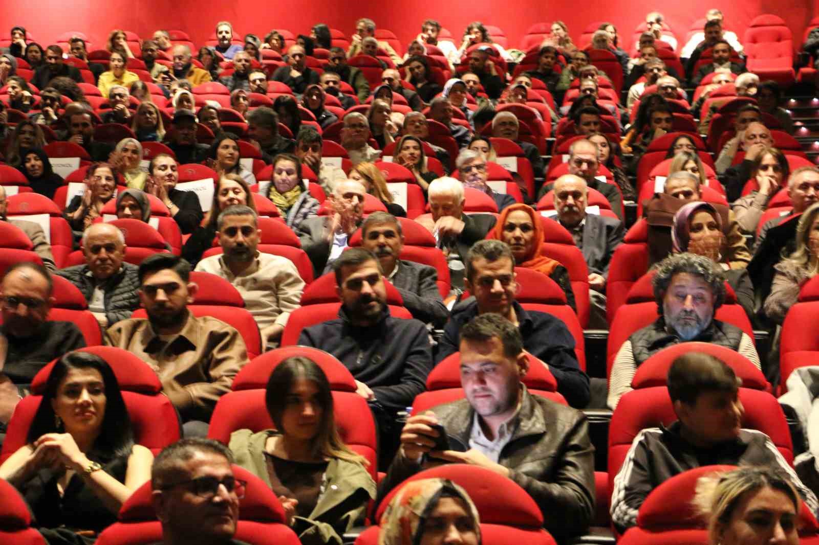 diyarbakirda ucan kofteci filminin galasi yapildi 6
