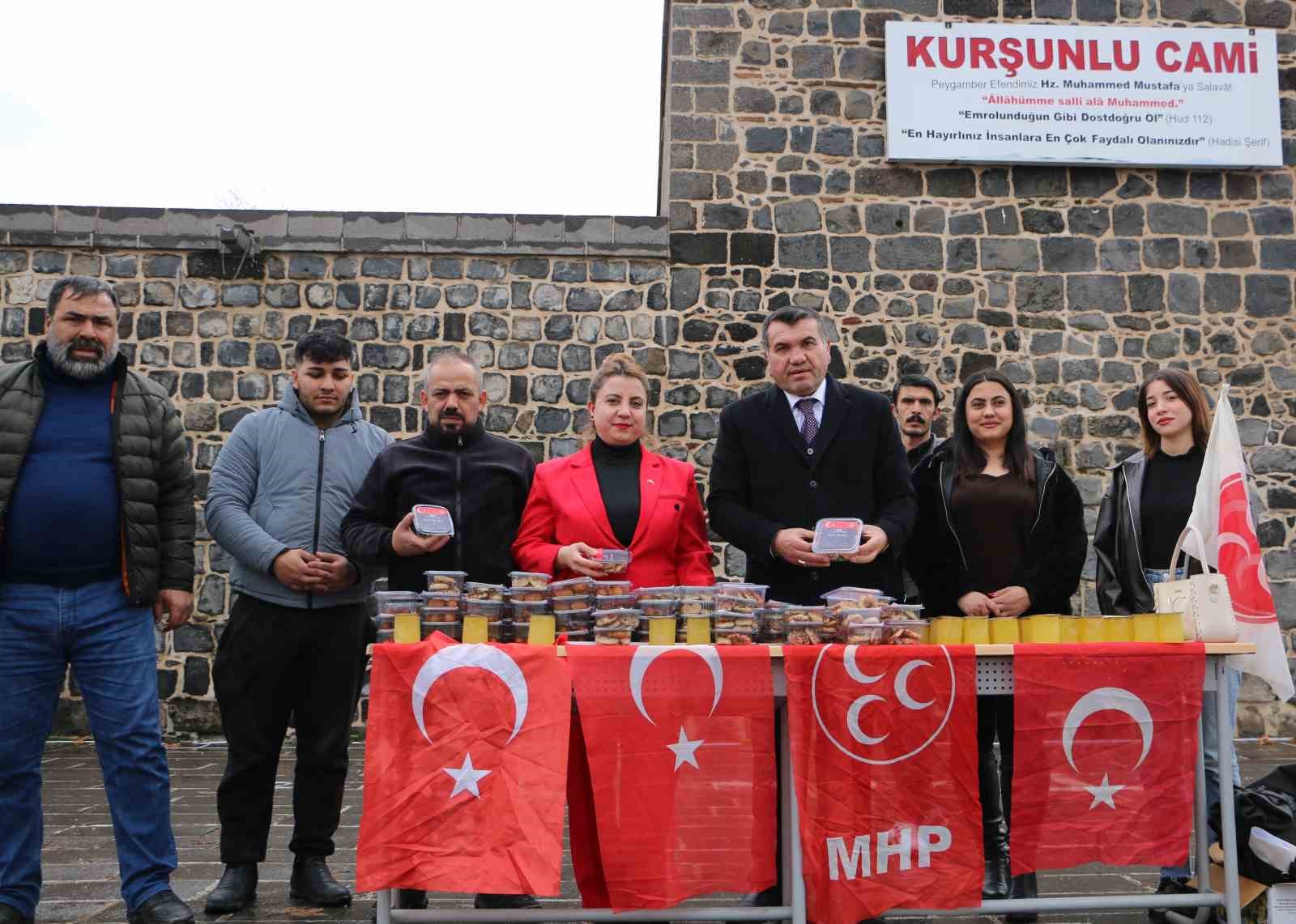 diyarbakirda vatandaslardan devlet bahceliye surec tesekkuru 0 WfWzIq8a