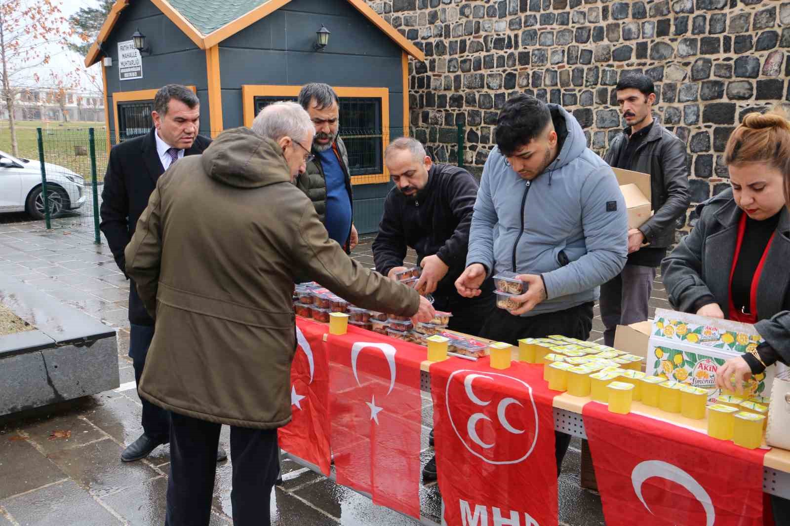 diyarbakirda vatandaslardan devlet bahceliye surec tesekkuru 1 Im95tGzA