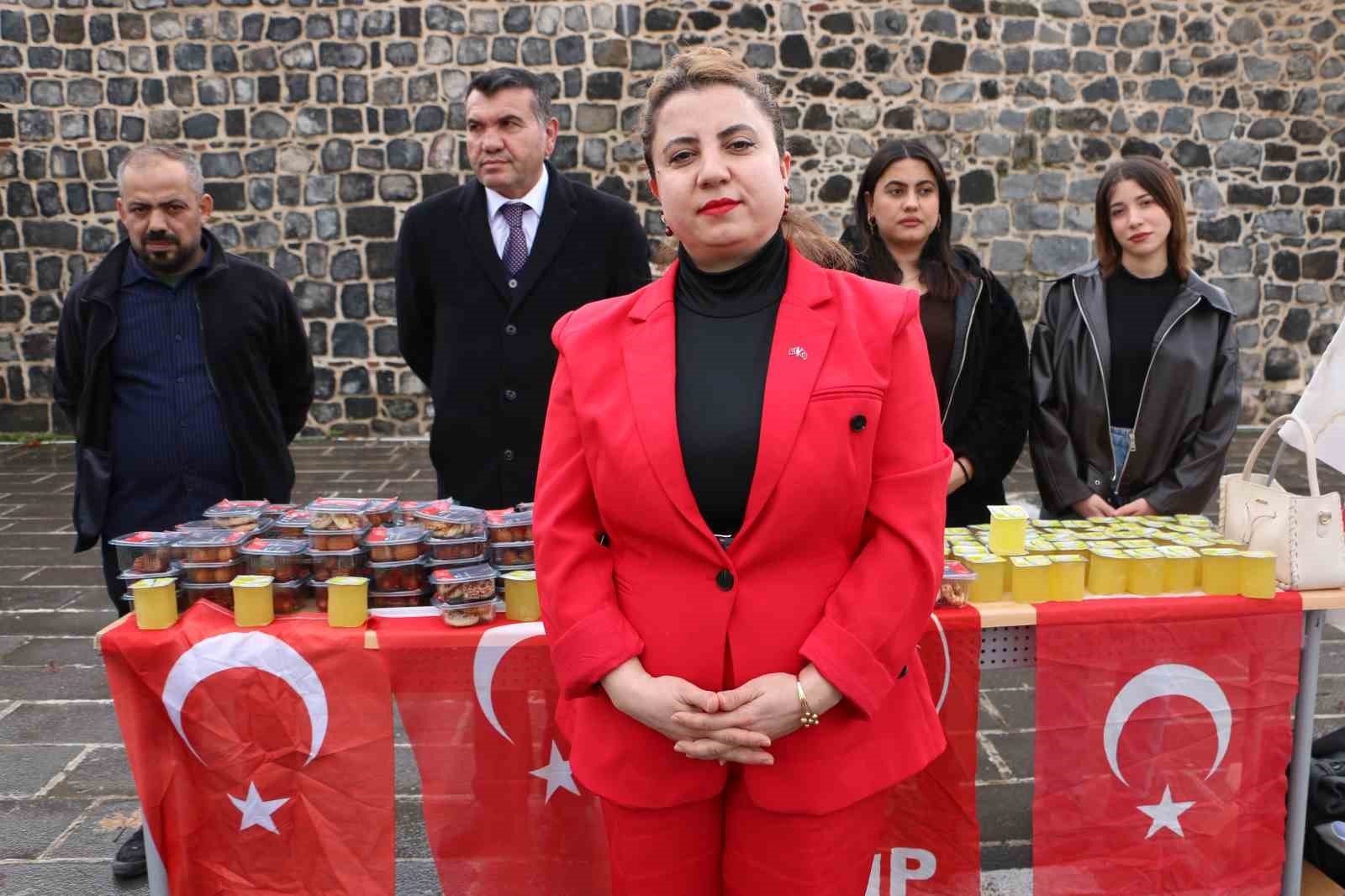 diyarbakirda vatandaslardan devlet bahceliye surec tesekkuru 4 flRMkmm1