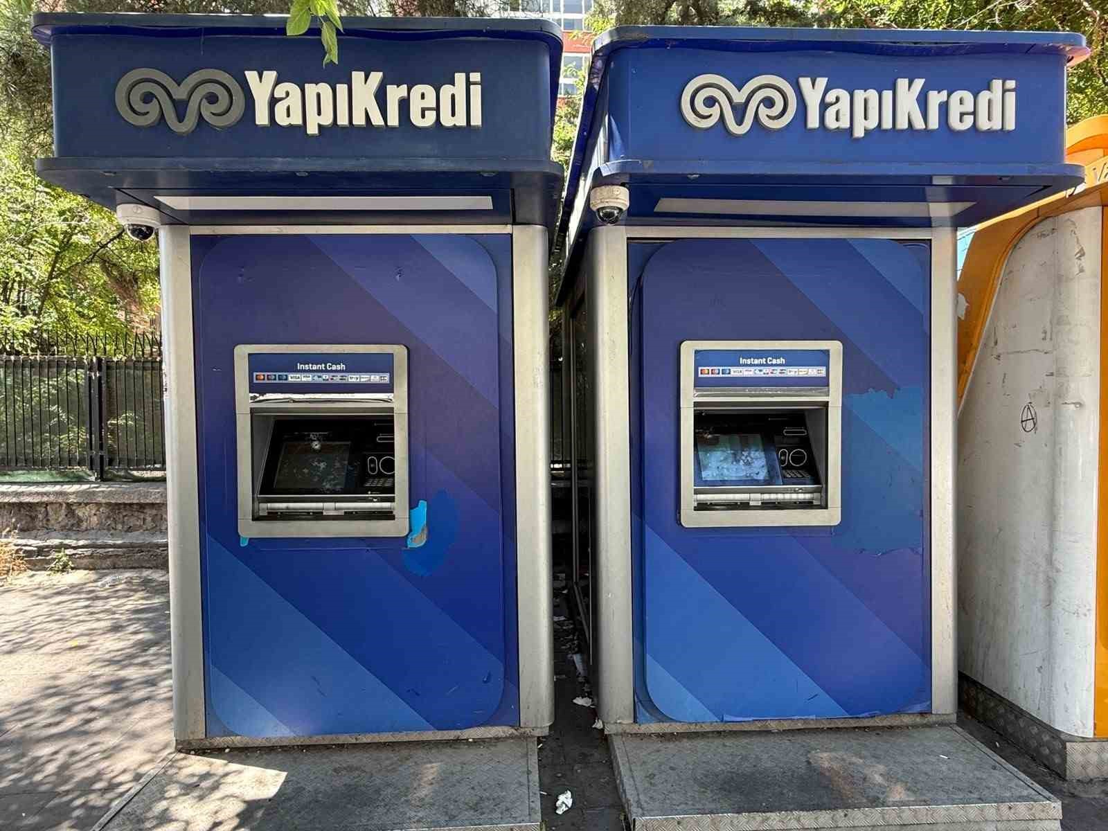 Diyarbakır’da Yapı Kredi Bankası ATM’si kurşunlandı 6 diyarbakirda yapi kredi bankasi atmsi kursunlandi 2 uRgZPMyq