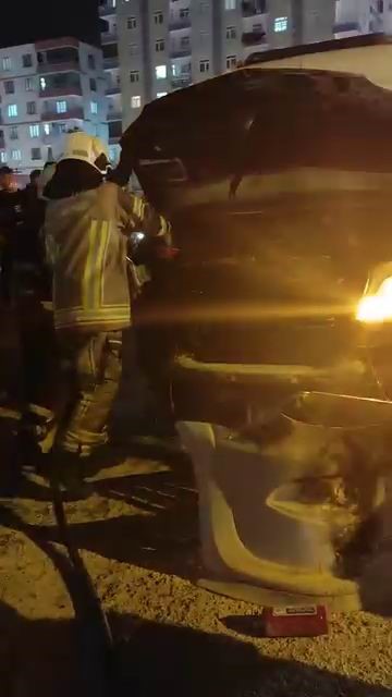 diyarbakirda yolcu minibusunde korkutan yangin 2 MHDLXRMM