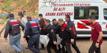 diyarbakirdaki-bogulma-olayinda-akilalmaz-goruntu-bot-dakikalarca-kendi-etrafinda-donmus-aNwBtHfP.jpg