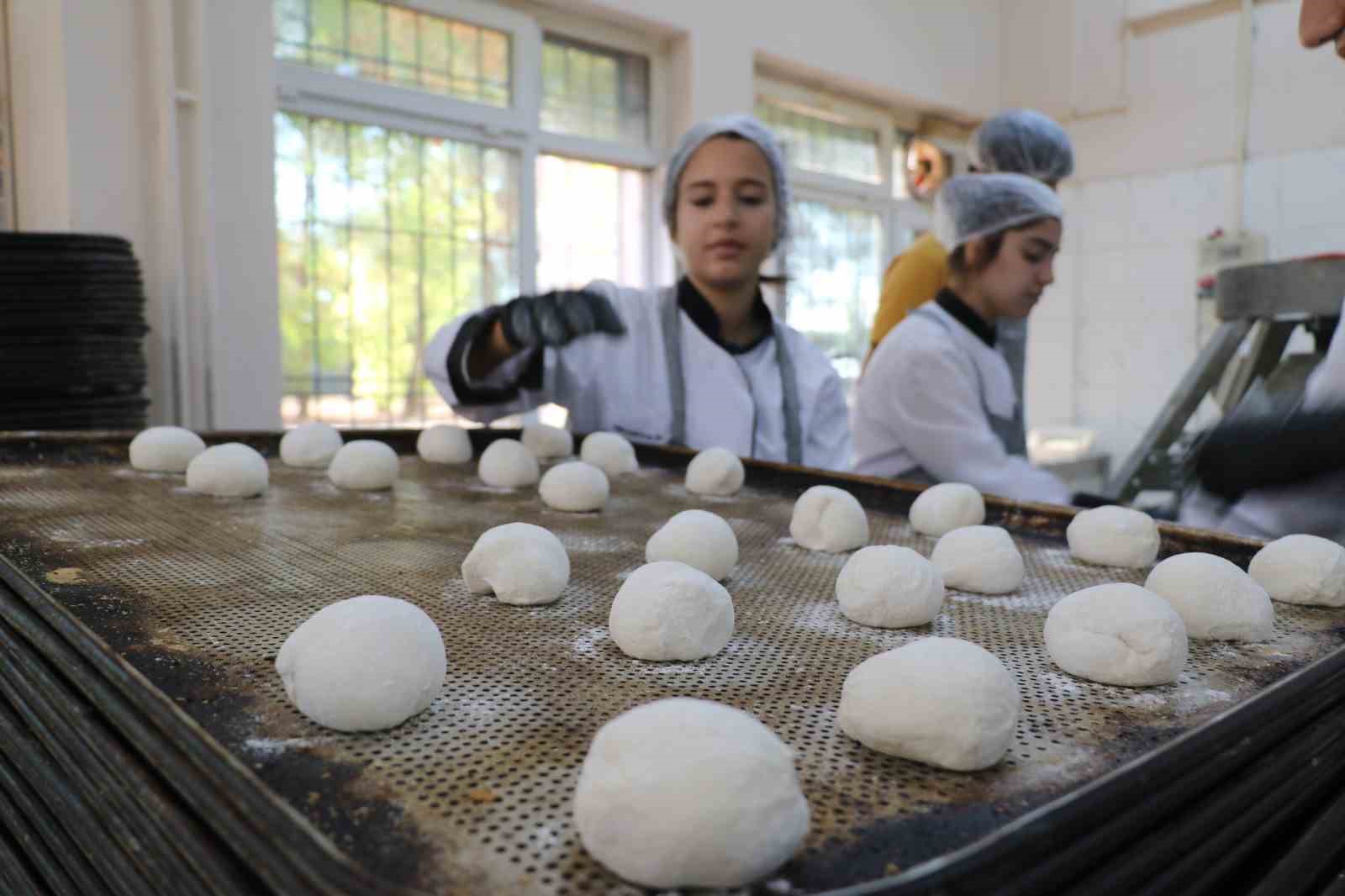 diyarbakirdaki meslek liseleri fabrika gibi calisiyor gecen yilki ciro 230 milyon lira 3 i5JNpQmV