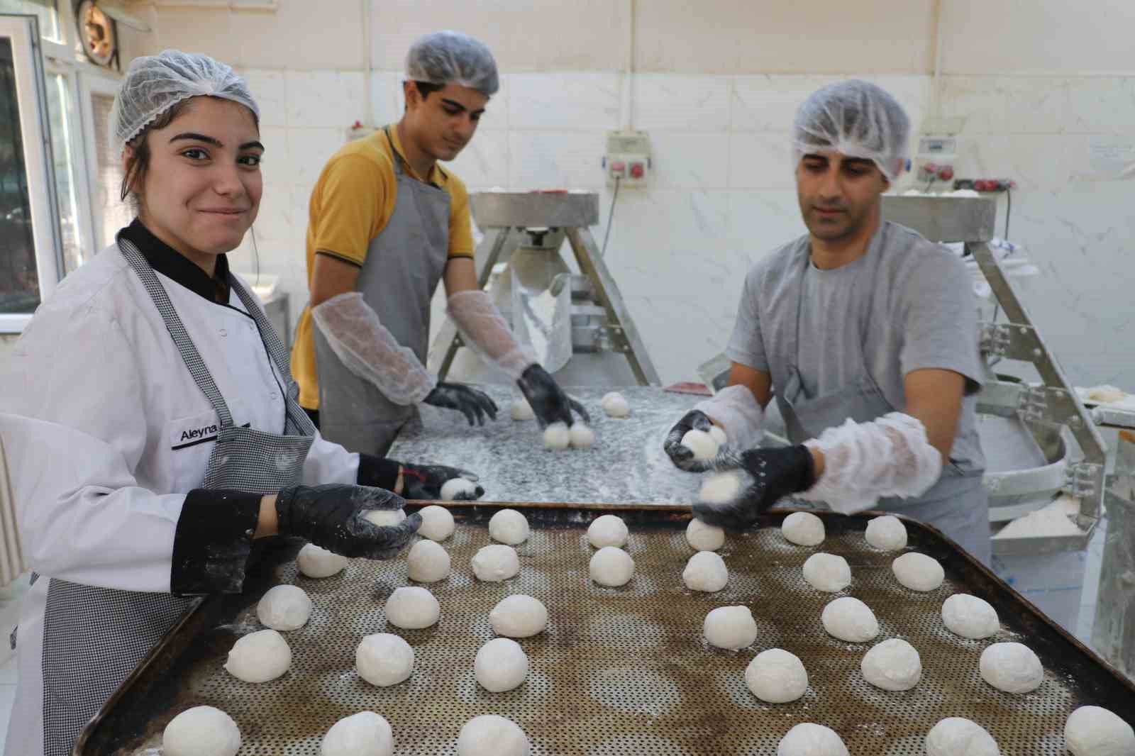 diyarbakirdaki meslek liseleri fabrika gibi calisiyor gecen yilki ciro 230 milyon lira 5 JK7Njijm