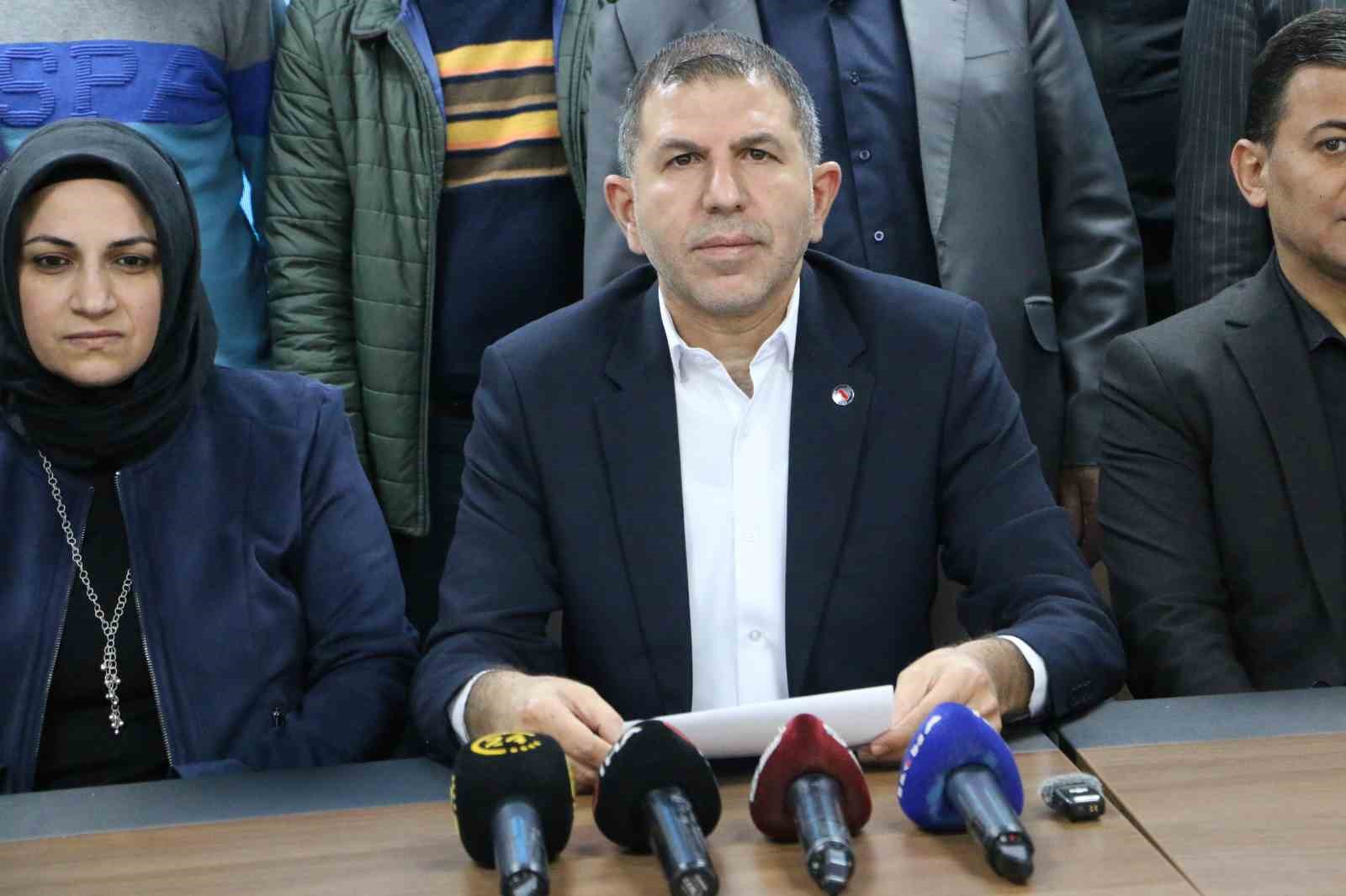 diyarbakirdan milli ve manevi degerlere sahip cikin talebi 0 CtYD9Dwc