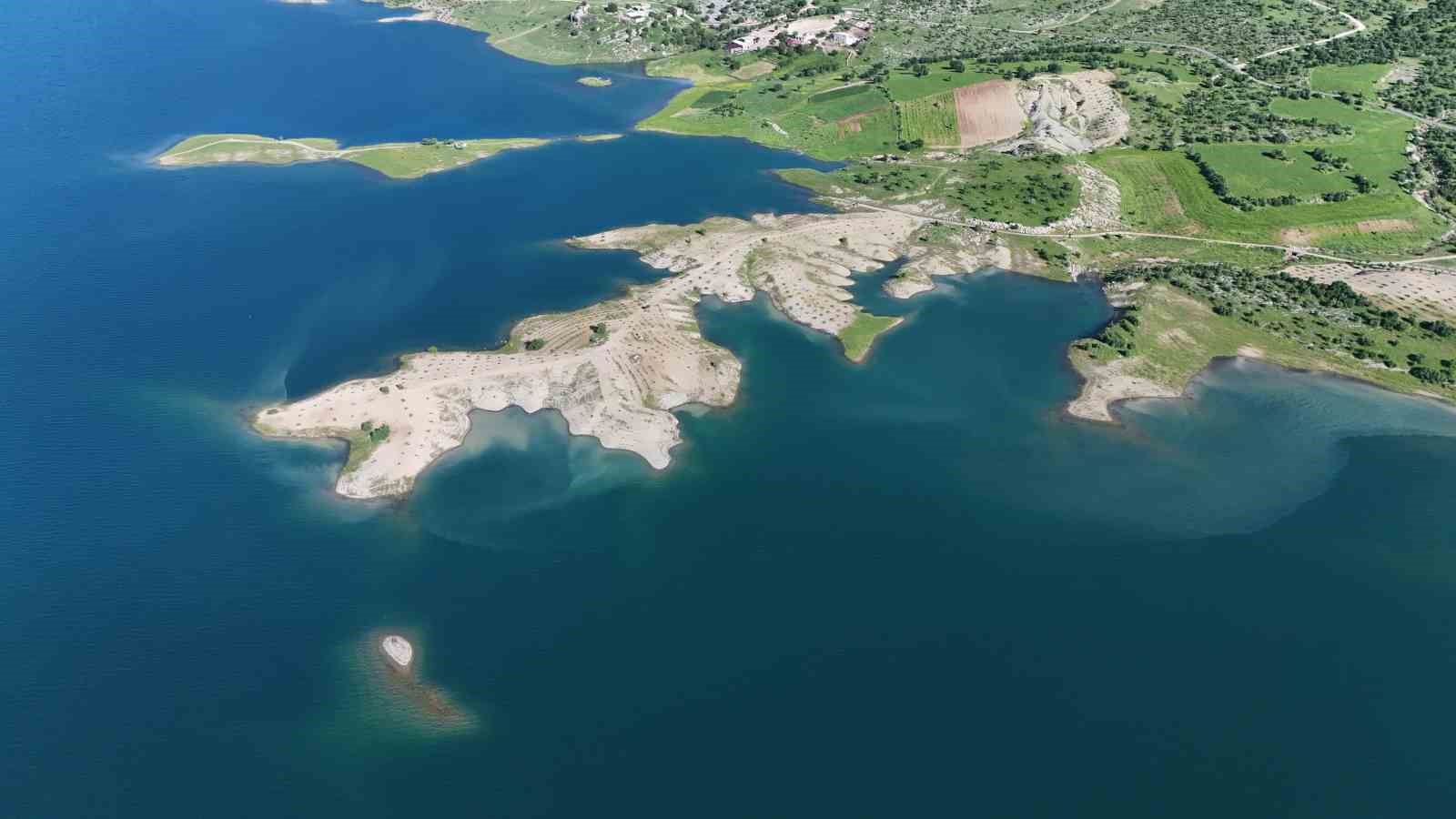 diyarbakirin maldvilernde yagislarla yukselen su seviyesi dronla goruntulendi 0 92lFfzvm