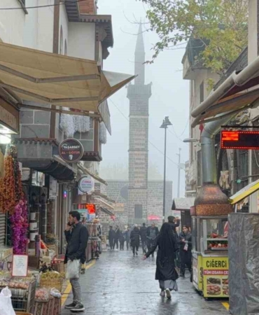 diyarbakirin-tarihi-mekanlarini-sis-kapladi-ortaya-kartpostallik-goruntuler-cikti-9AsAEJFW.jpg