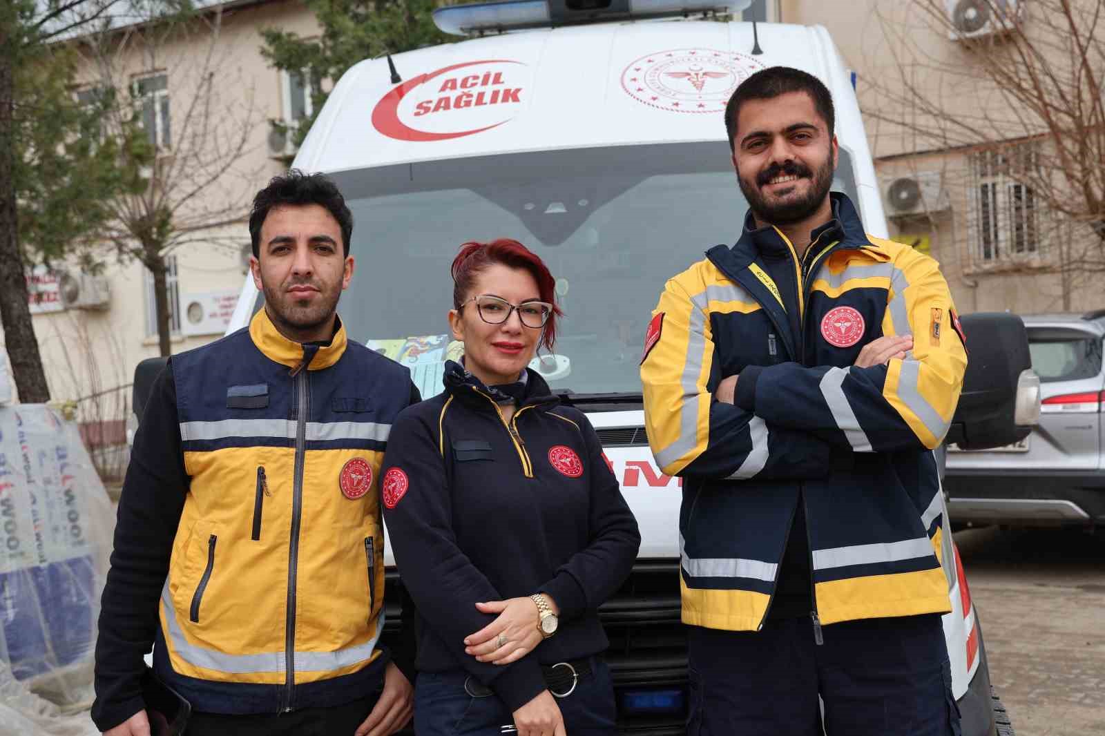 diyarbakirin tek kadin ambulans soforu 5 yildir hayat kurtarmak icin zamanla yarisiyor 2 EDqp4ZS4