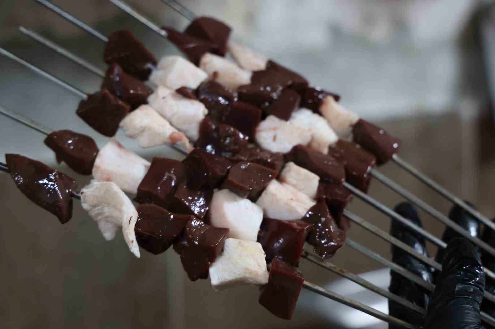 diyarbakirin tescilli ciger kebabi ramazanda da iftar ve sahurda tuketiliyor 2 3J4chh3c