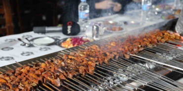 diyarbakirin-tescilli-ciger-kebabi-ramazanda-da-iftar-ve-sahurda-tuketiliyor-OBtxfbb1.jpg