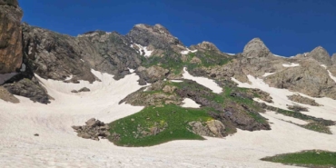 diyarbakirli-akturkten-cilo-resko-zirvesine-solo-tirmanis-3SFzmsJJ.jpg