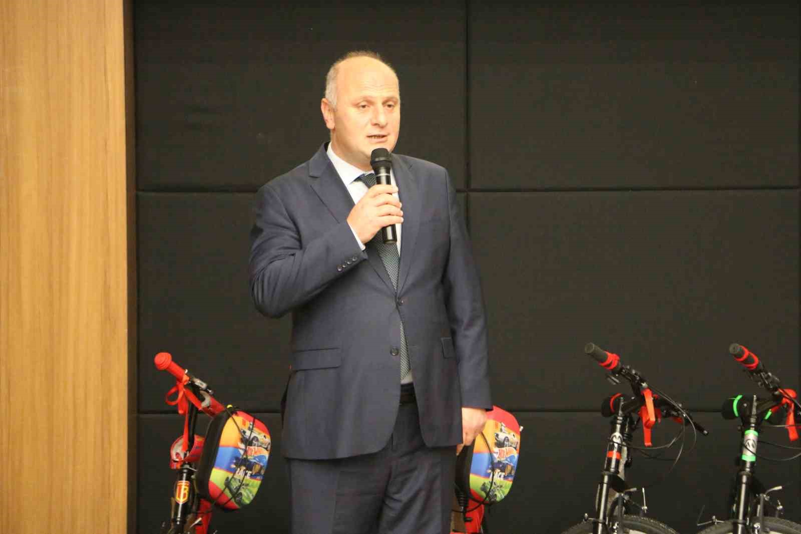Diyarbakırlı öğrenciler ödüllerini aldı 11 diyarbakirli ogrenciler odullerini aldi 7 OLiEY3Er