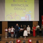 diyarbakirli-ogrenciler-odullerini-aldi-lFbNZhIE.jpg