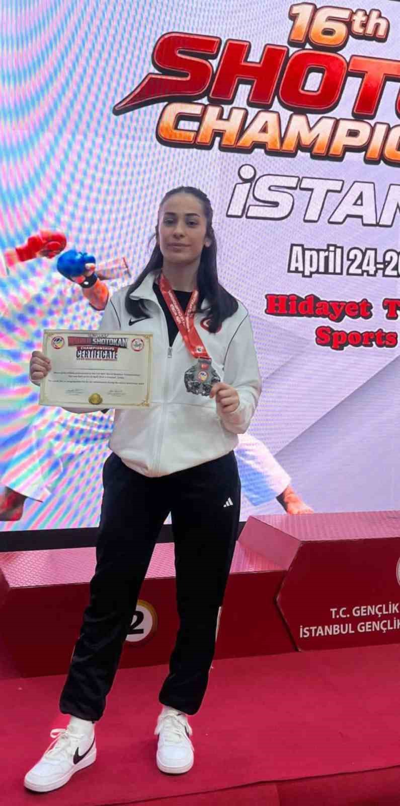 diyarbakirli sporcu dunya 2ncisi oldu 1 Xv2RfRnX