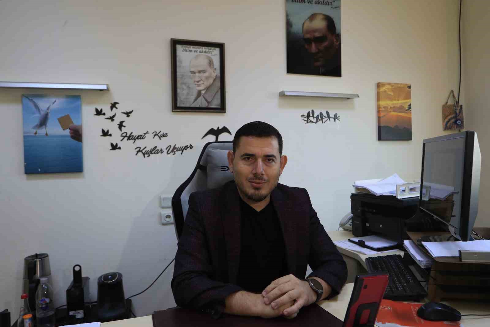 doc dr ali erdogan kumar bagimliligi gelir duzeyi tanimiyor 0 UP5SqrHJ