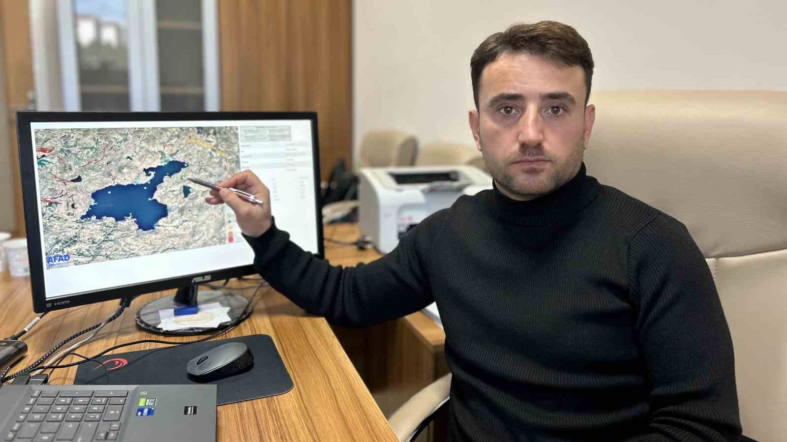 doc dr alkan onumuzdeki 10 yil icinde orta buyuklukte bir deprem beklentisi goz ardi j9QRNP41