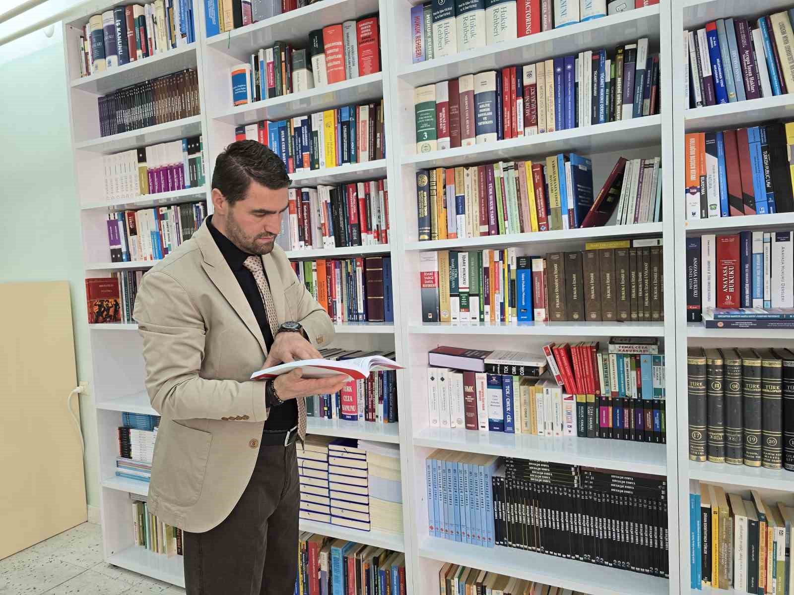 doc dr mustafa ozalp abd orta dogu batakliginda duvara tosladi 1 JVzLXH8U