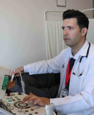 doc-dr-topaloglundan-obezite-ignesi-uyarisi-tetkiksiz-kullanim-riskli-olabilir-JhkSAgGG.jpg