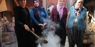 dogadaki-zehirli-ot-kara-kazanda-sifaya-donusuyor-cgYWqVxL.jpg