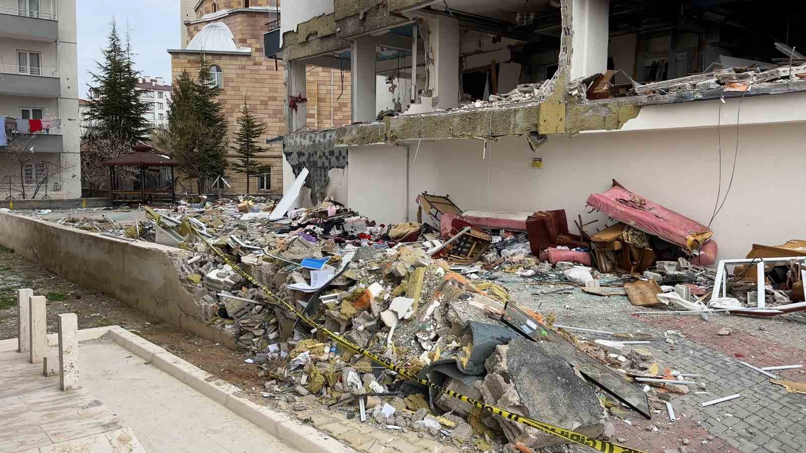 dogal gaz patlamasinin yaralari sarilmadi magdurlar fatura soku yasadi 0 qcIl3MwS