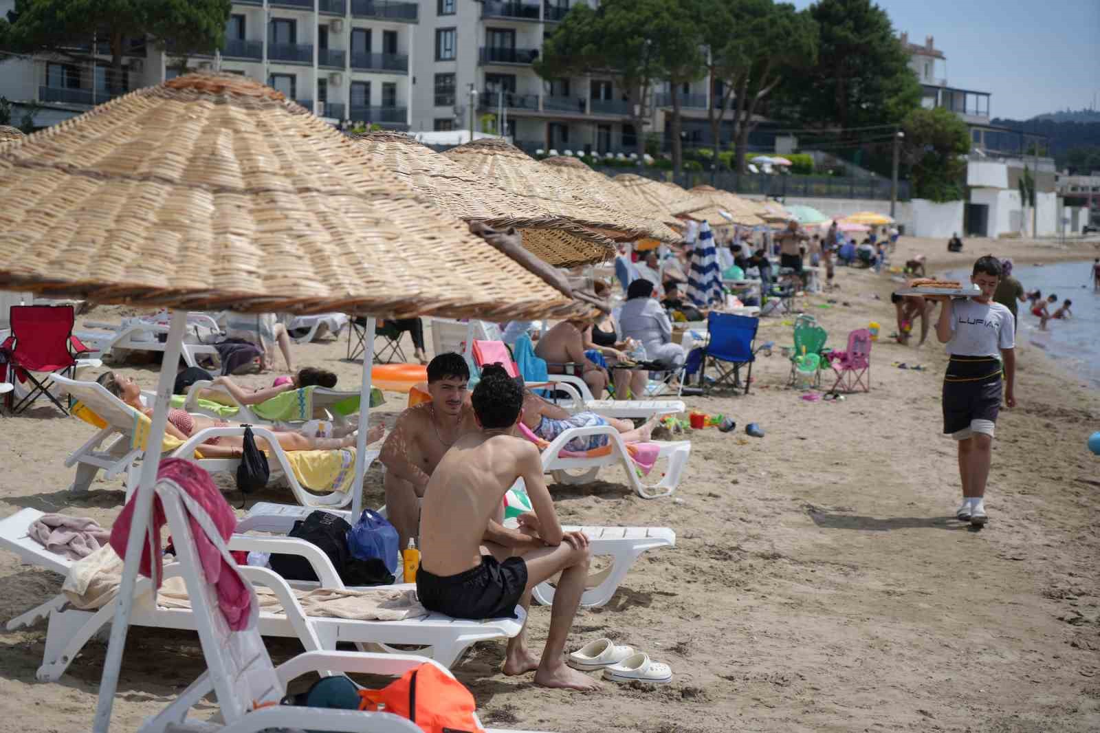 dogal guzelligi ve turkuaz deniziyle cezbeden kandirada yaz sezonu hareketliligi 7 ZdQ5dYrJ