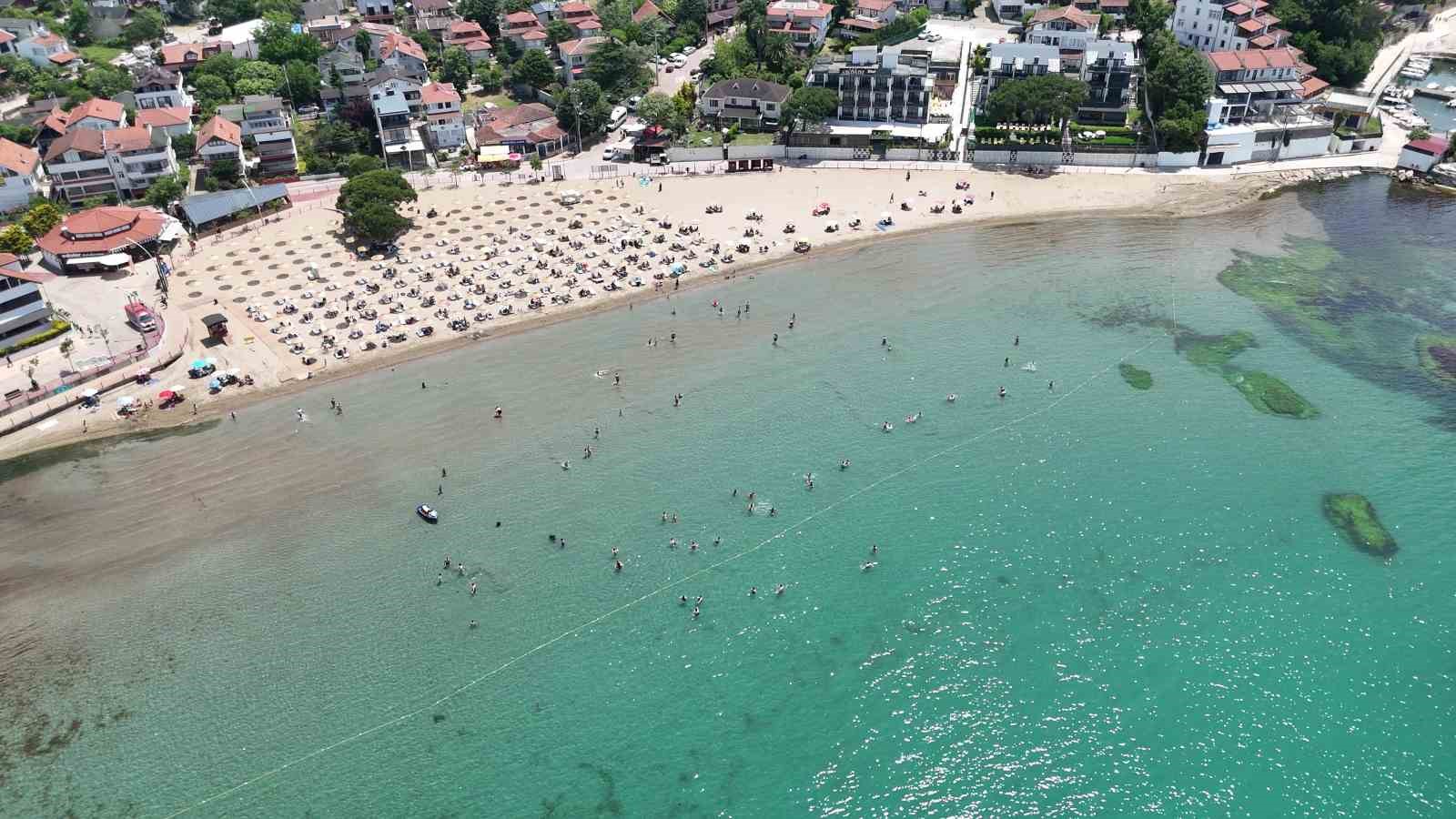 dogal guzelligi ve turkuaz deniziyle cezbeden kandirada yaz sezonu hareketliligi 8 AtJuSR3c