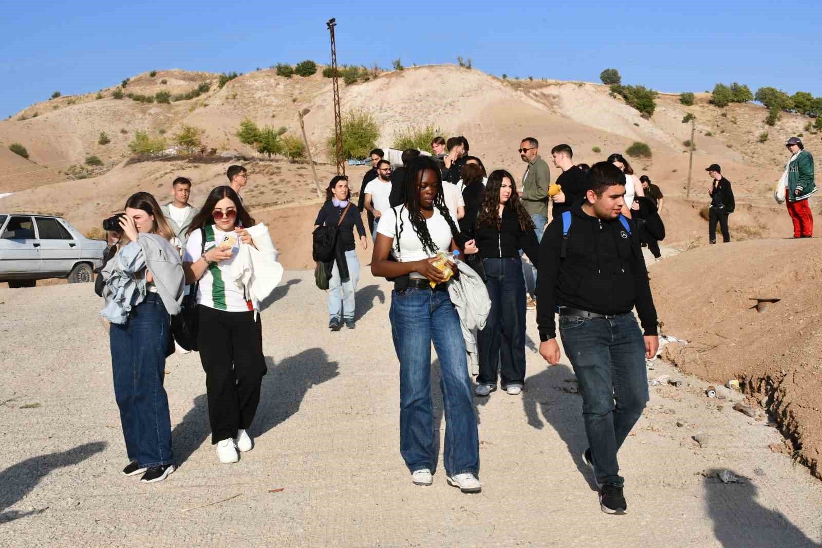 dogal sit alani ilan edilen takoran vadisi turizmin yeni gozdesi oldu 0 aZSb1XF6