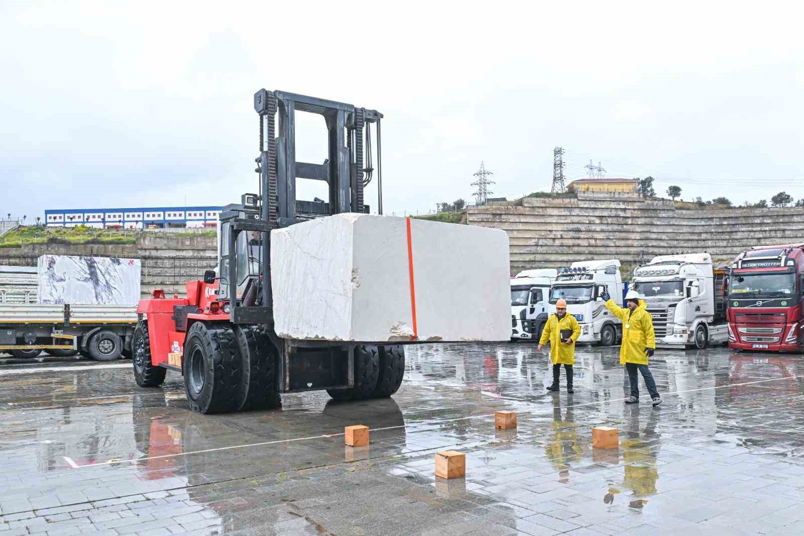 Doğal taşın kalbi İzmir’de atacak: Marble için hazırlıklar başladı 5 dogal tasin kalbi izmirde atacak marble icin hazirliklar basladi 1 lu2a27AD