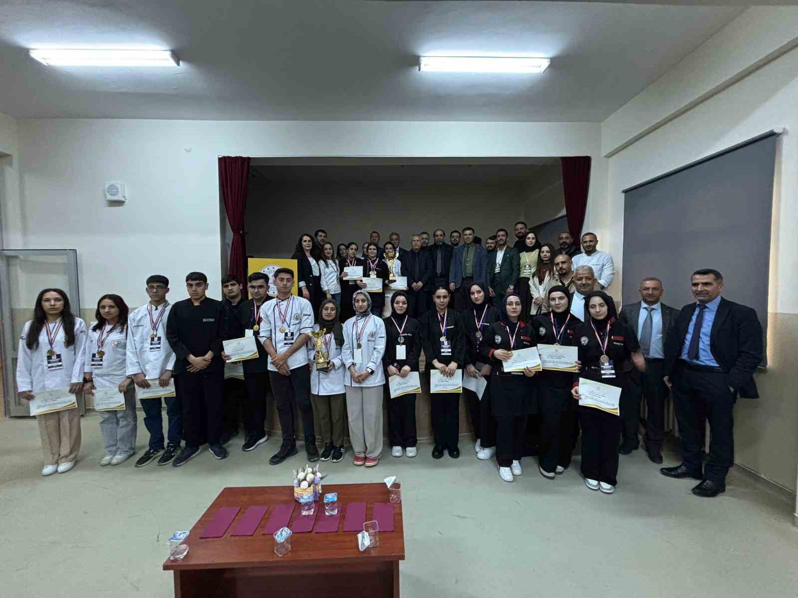 dogu anadolunun sef adaylari tuncelide yaristi 1 ZymksFqB