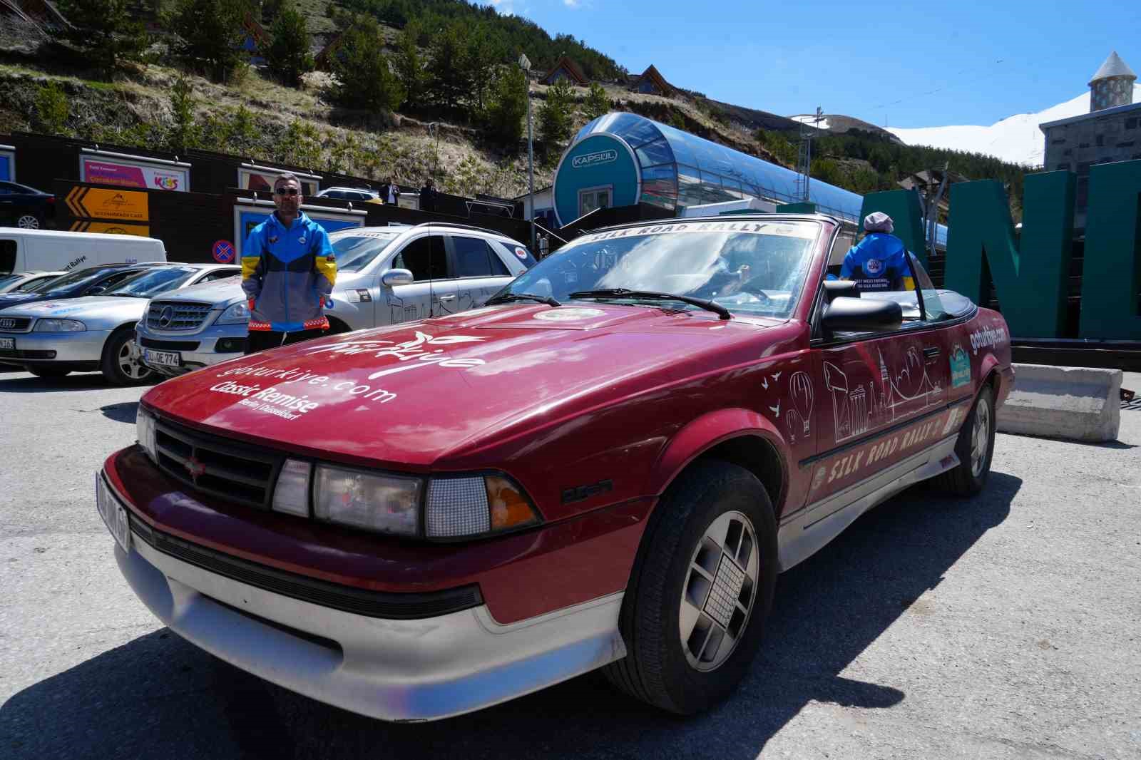 Doğu-Batı Dostluk ve İpek Yolu Rallisi Erzurum’dan Kars’a hareket etti 5 dogu bati dostluk ve ipek yolu rallisi erzurumdan karsa hareket etti 1 Bycgv7Ru