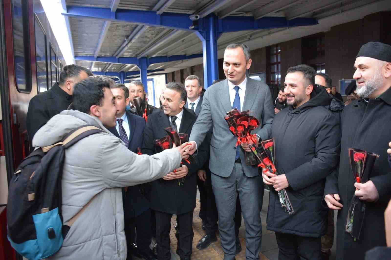 dogu ekspresi erzurumda mola verdi 7 RBwbNzAe