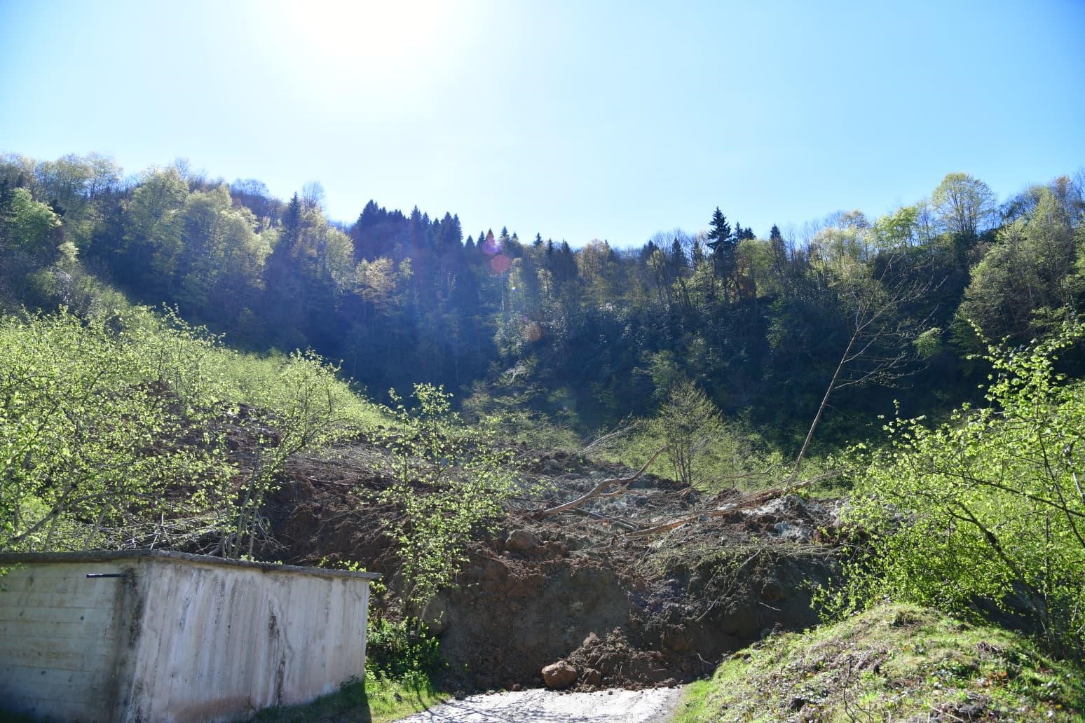 Doğu Karadeniz Bölgesi’nde son günlerde değişken hava şartları, sel ve heyelan riskini beraberinde getiriyor 4 dogu karadeniz bolgesinde son gunlerde degisken hava sartlari sel ve heyelan riskini beraberinde getiriyor 3eOTTZTH