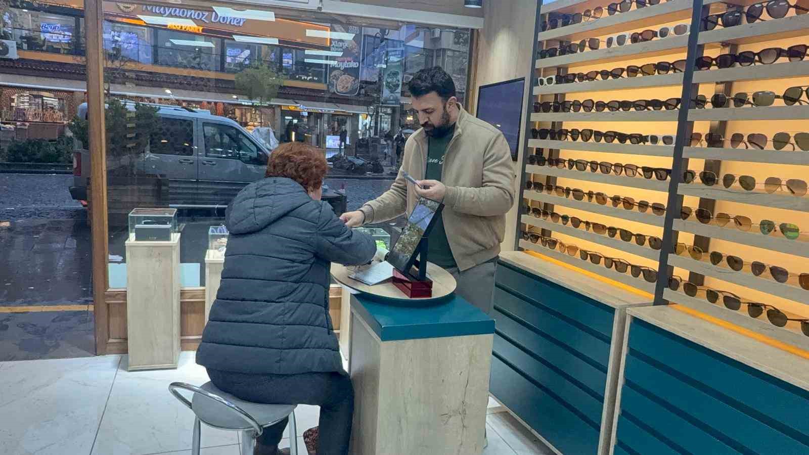 Doğu Optisyen Gözlükçüler Odası Başkanı Erdoğan, ödeme konusundaki yanlış anlaşılmaları düzeltti 8 dogu optisyen gozlukculer odasi baskani erdogan odeme konusundaki yanlis anlasilmalari duzeltti 4